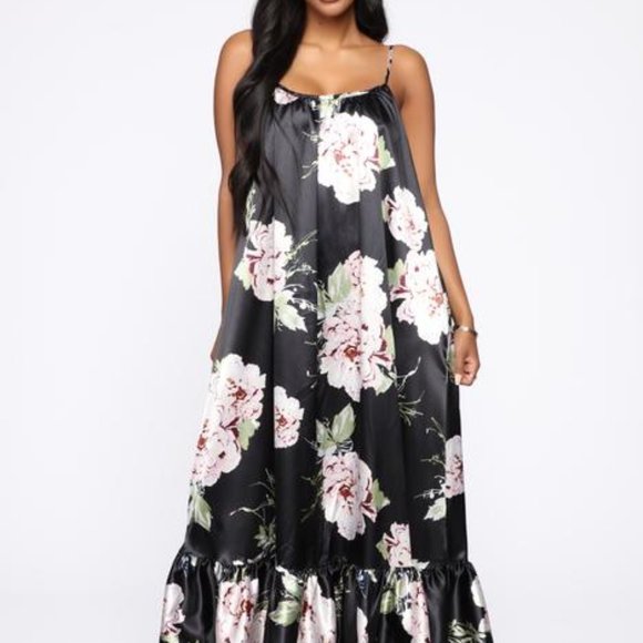 Brand New Black Floral Maxi Dress - Picture 1 of 13